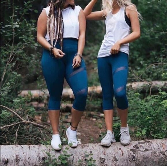 Zyia Corsair Brilliant Blue Mesh Hi Rise Crop - Picture 2 of 13